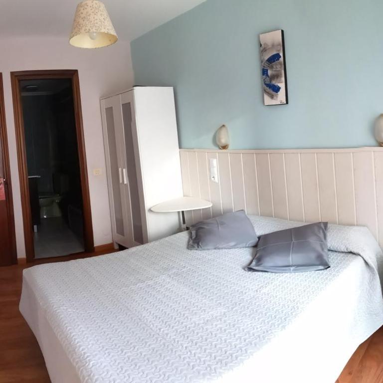Hostal Campoamor - Habitación Doble - 1 o 2 camas - 1