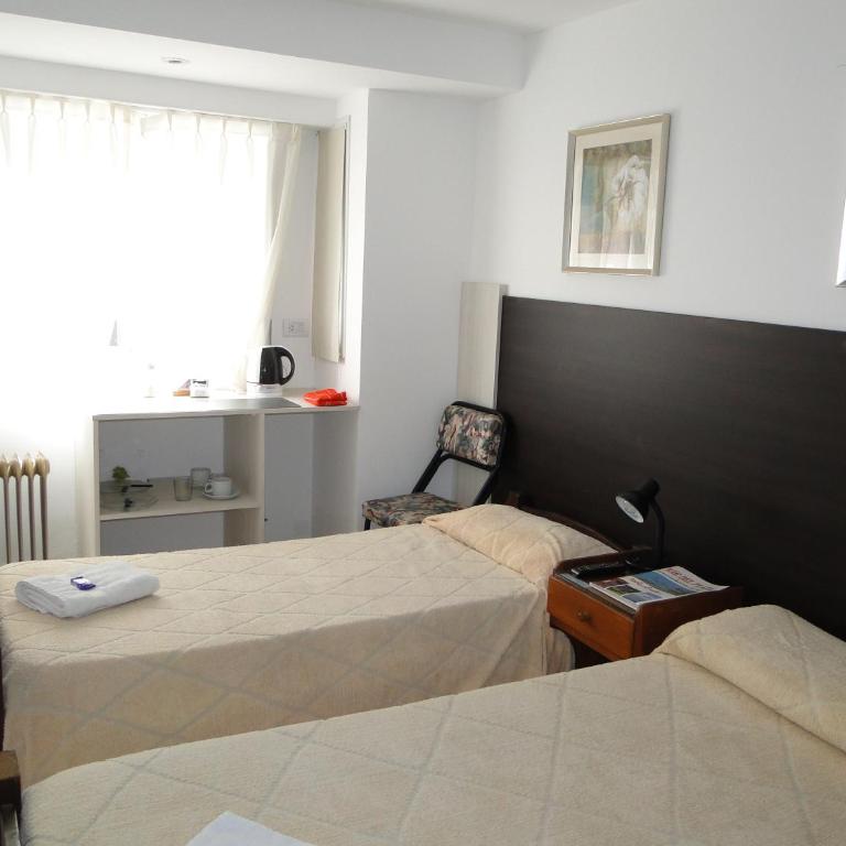 SAN MARINO - Habitación Doble Estándar - 2 camas - 1