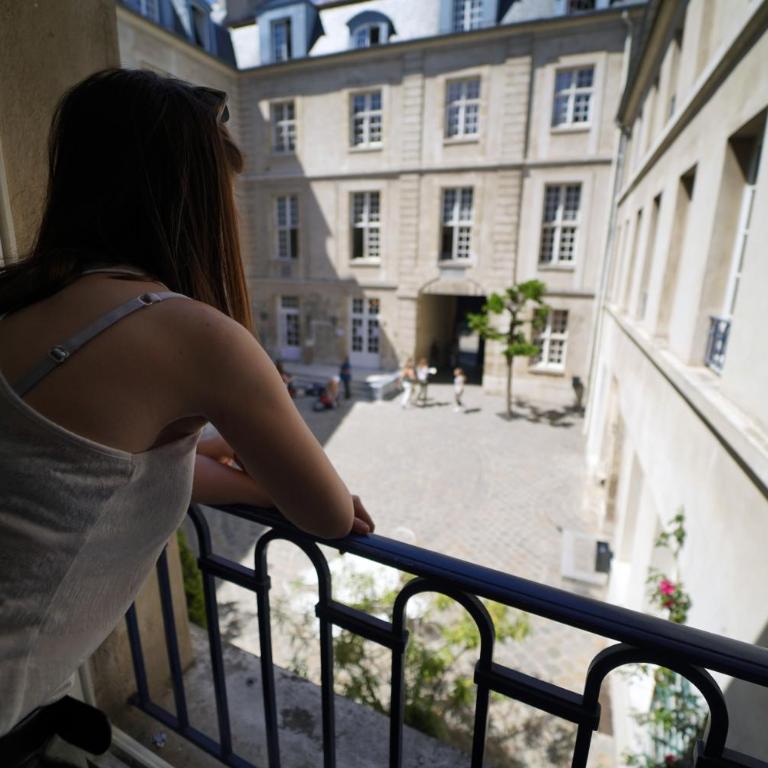 MIJE MARAIS Hostel - Lit Simple dans Dortoir pour Femmes - 1