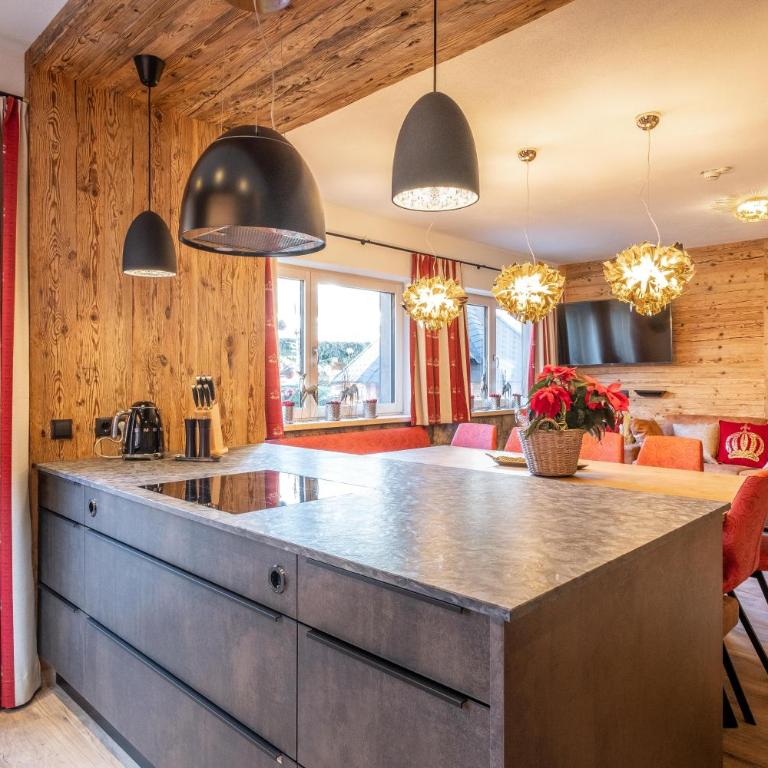 The Kaprun Edition - Luxury Chalets & Style Suites - Superior Suite mit 4 Schlafzimmern - 3