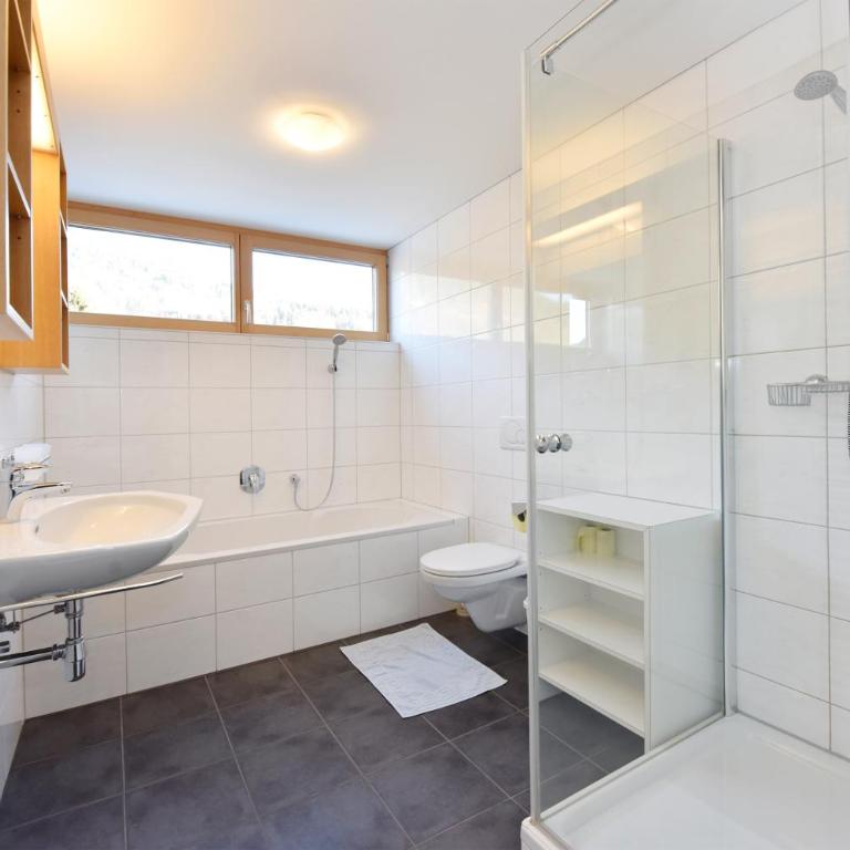 Haus Bahl - Apartment mit 3 Schlafzimmern und Balkon - 7