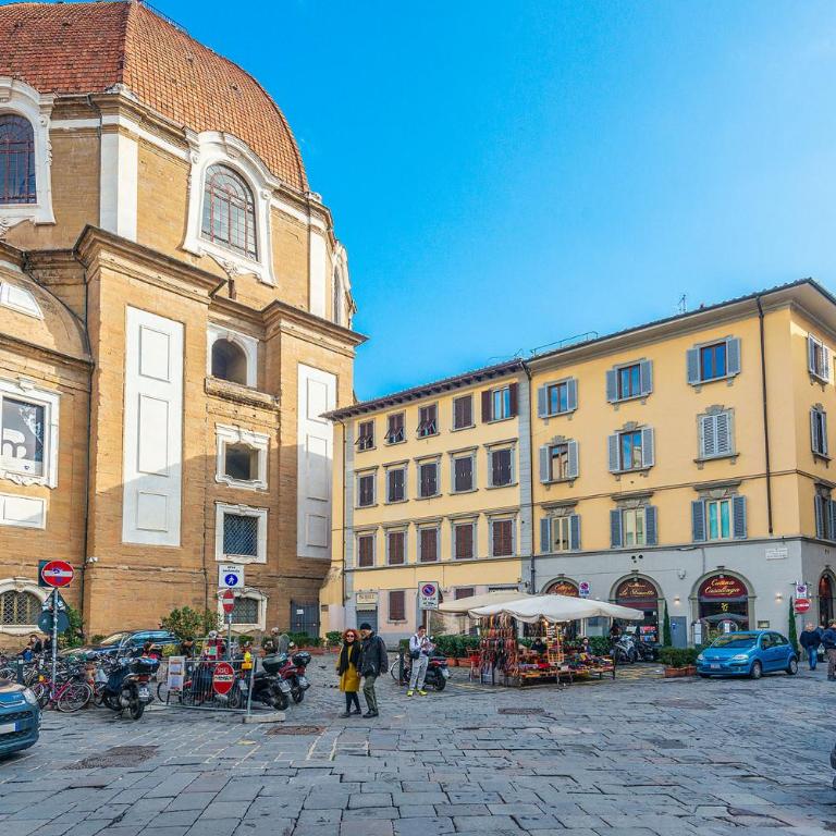 Lorenzo de' Medici Family Home - Two-Bedroom Apartment - 41