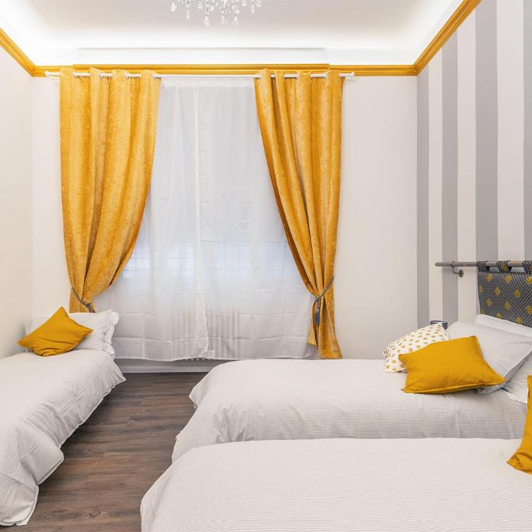 Lorenzo de' Medici Family Home - Two-Bedroom Apartment - 5