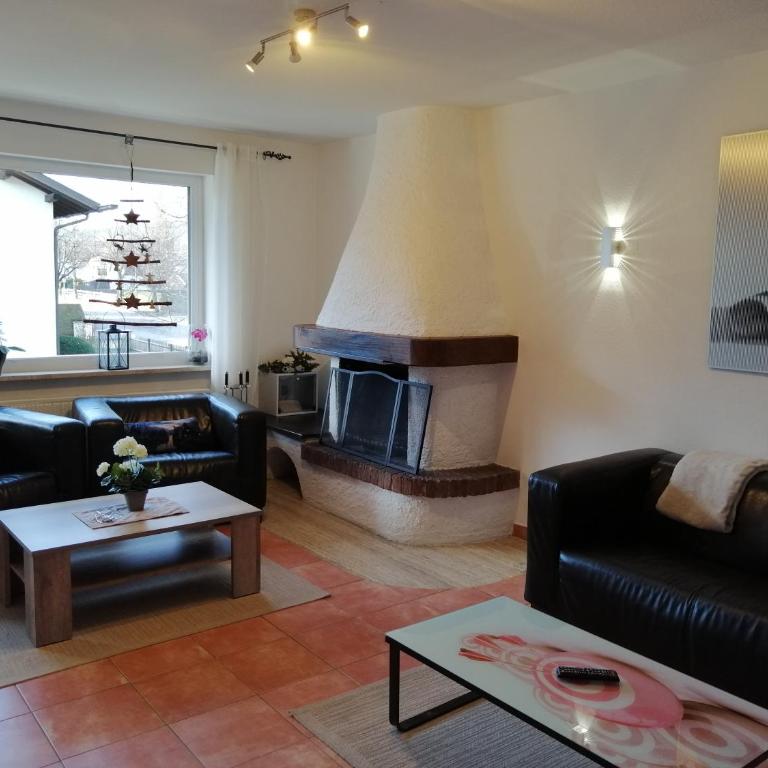 Maisonette Apartment DHH Zugspitzblick mit eigenem Garten - Maisonette-Apartment - 4