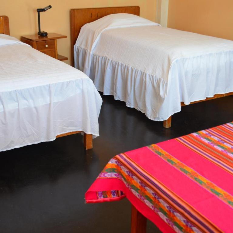 Hostal Miramar - Habitación Doble - 2 camas - 6