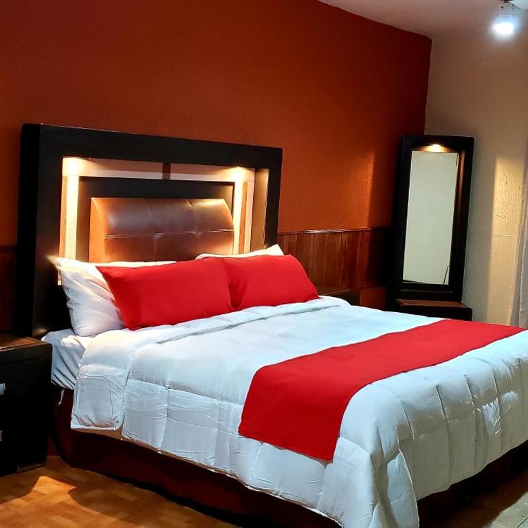 Hotel Murillo Plaza - Deluxe Double Room with View - 4