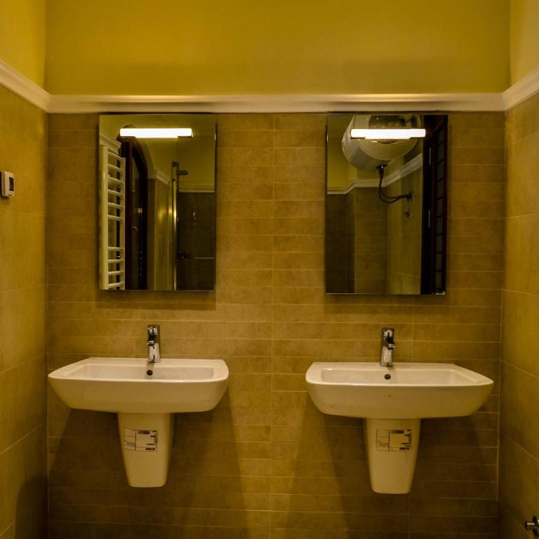 St.George Apartments - Two-Bedroom Apartment with Balcony and Sea View - 15