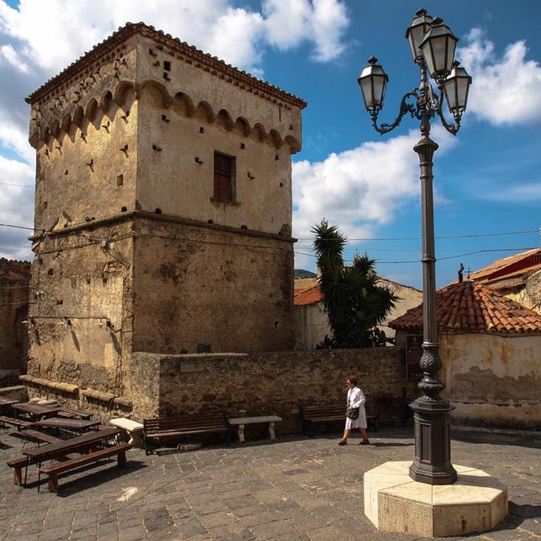 Historical Center with Garden "The Beach and The Cliff" 4 - Appartamento con Vista Giardino - 31