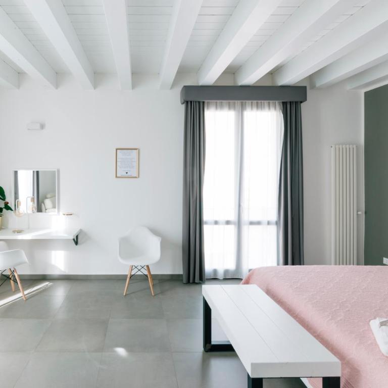 Boutique BnB Dolcevita - Suite Superior con 2 Camere da Letto e Balcone - 18