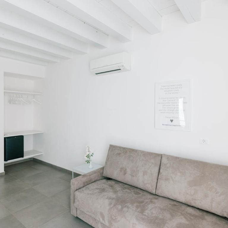 Boutique BnB Dolcevita - Suite Superior con 2 Camere da Letto e Balcone - 15