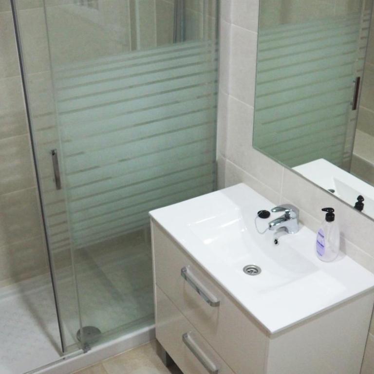 APARTAMENTO VILLA DE ROTA - VISTA MAR, 135m2, Terraza, SAT TV y más - Apartamento - 11