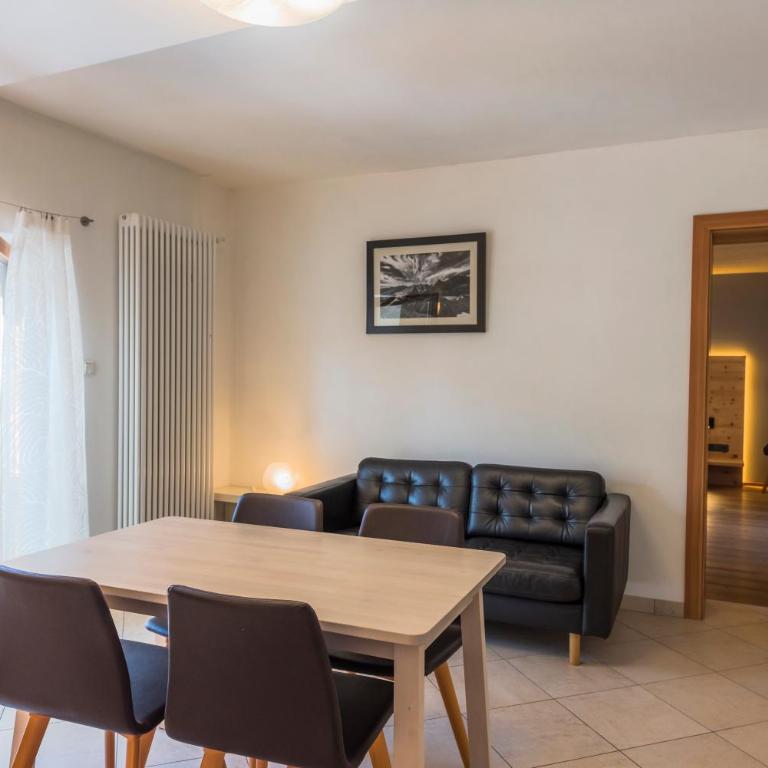 Residence-Garni Haus Tschenett - Camera Matrimoniale (2 Adulti + 1 Bambino) - 2