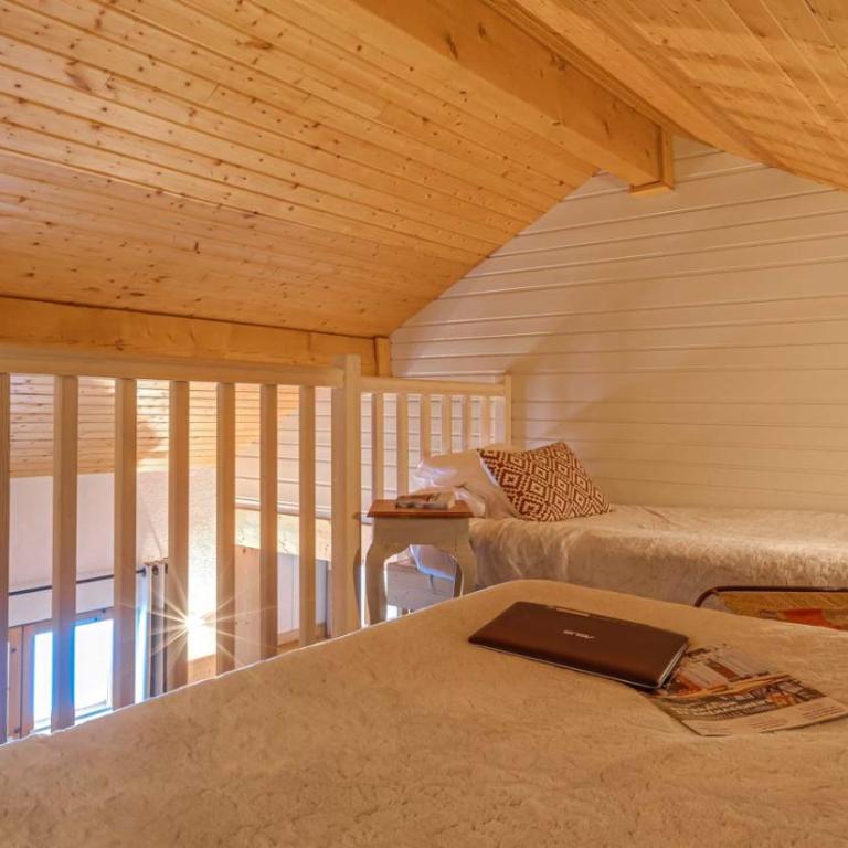 Mountain Lodge in Alps-chez Philippe, Panoramic-Village, Renting, view over Glaciers - Chalet GRAND AIGLE n°1 Two bedroom and mezzanine with private terrace and glacier view - 5