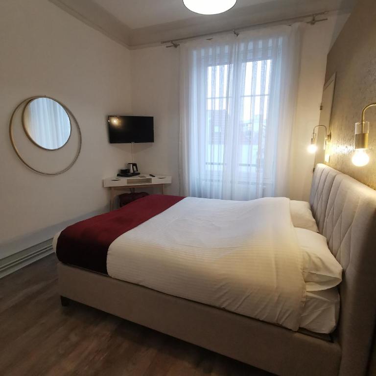 Colmar Suites - Chez Axelle - Camera Singola Deluxe Gold - 9