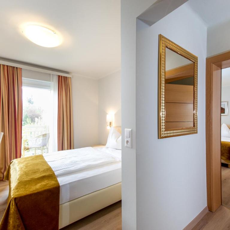 Gästehaus Wrann - Familienzimmer mit Balkon - 2