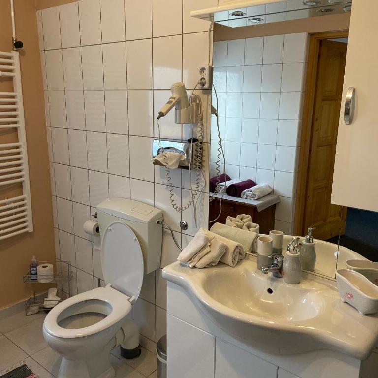 Gasthaus Luggwirt - Familienzimmer mit Bad - 6