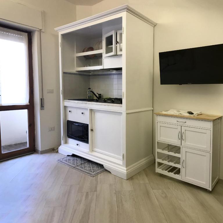 Home Feeling Mascagni - Bilocale - Appartamento con 1 Camera da Letto - 2