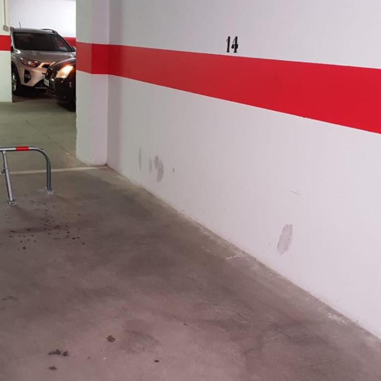 Sherryflat Paralejo 10 - Parking - Apartamento - 24