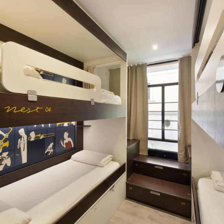 Free Hostels Barcelona - Bed in 4-Bed Mixed Dormitory Room - 5