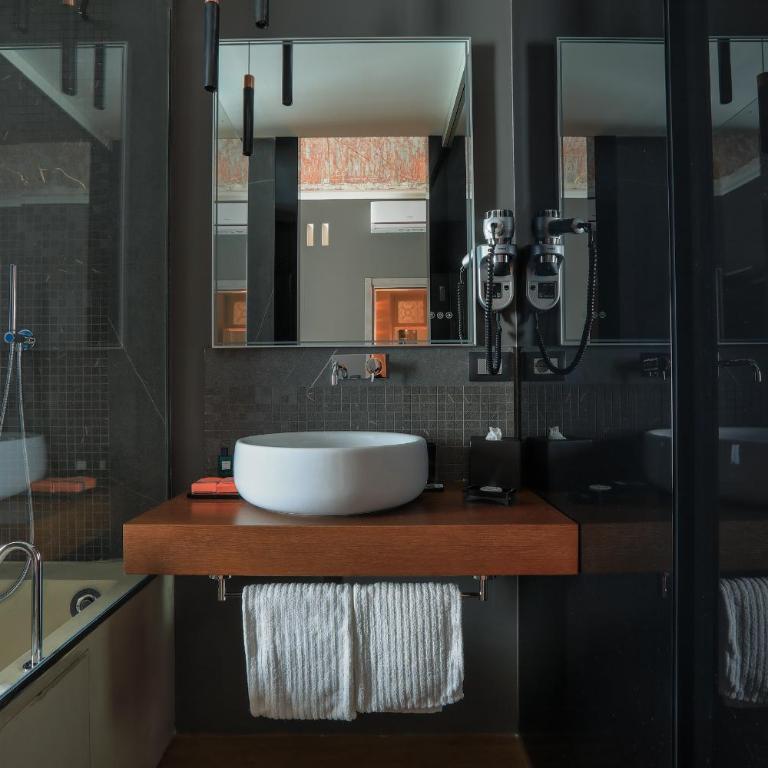 Palco Noir! Suites & Rooms - Deluxe Junior Suite - 6