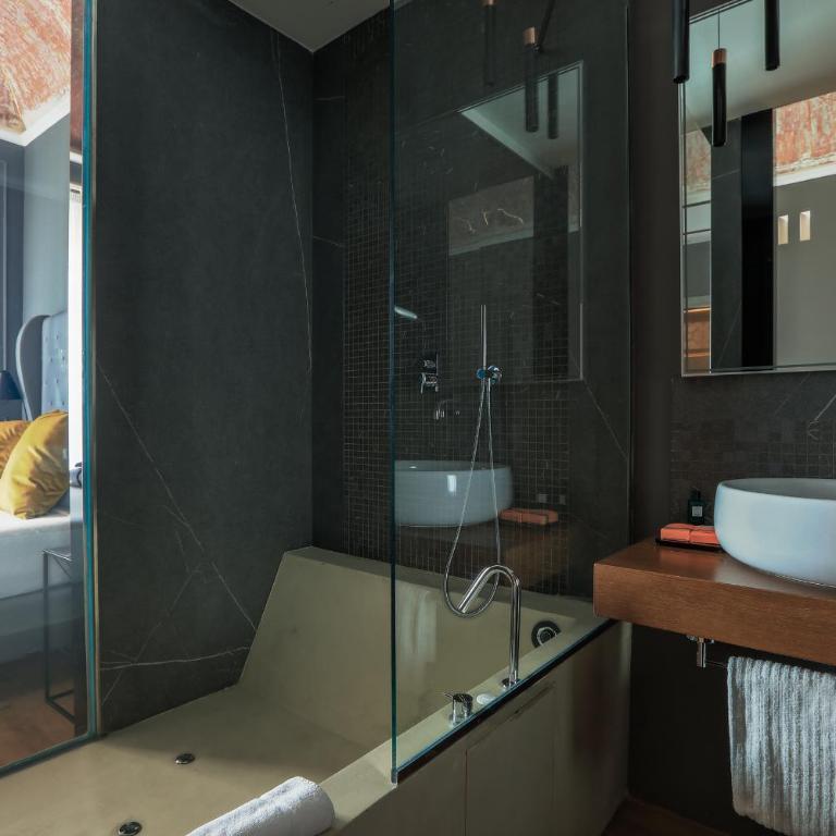 Palco Noir! Suites & Rooms - Deluxe Junior Suite - 7