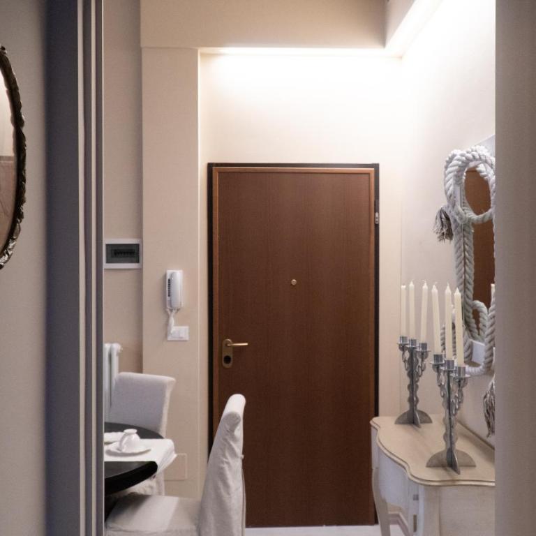 Beauty Case intimate, quiet and central apartment - One-Bedroom Apartment - 8
