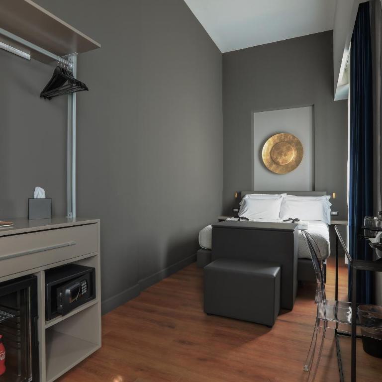 Palco Noir! Suites & Rooms - Deluxe Double Room with Bath - 3