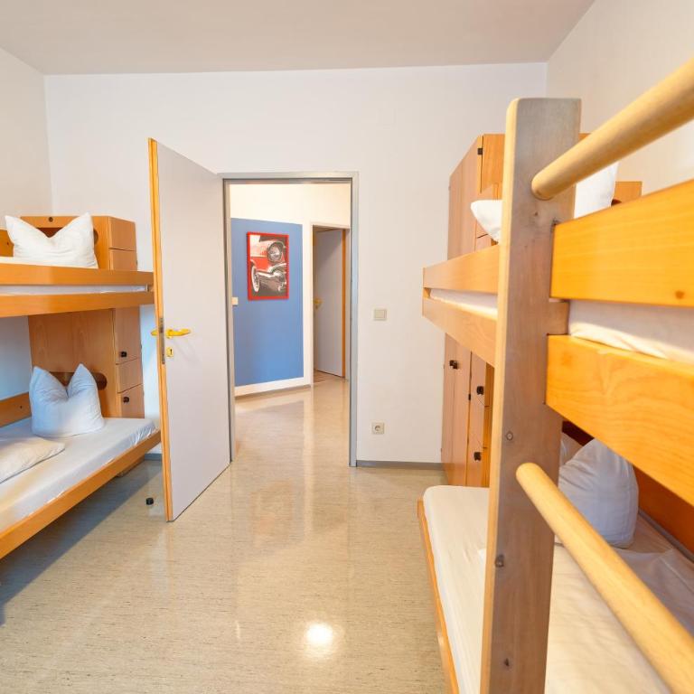 Jugend- und Familiengästehaus Klagenfurt - Vierbettzimmer - 4