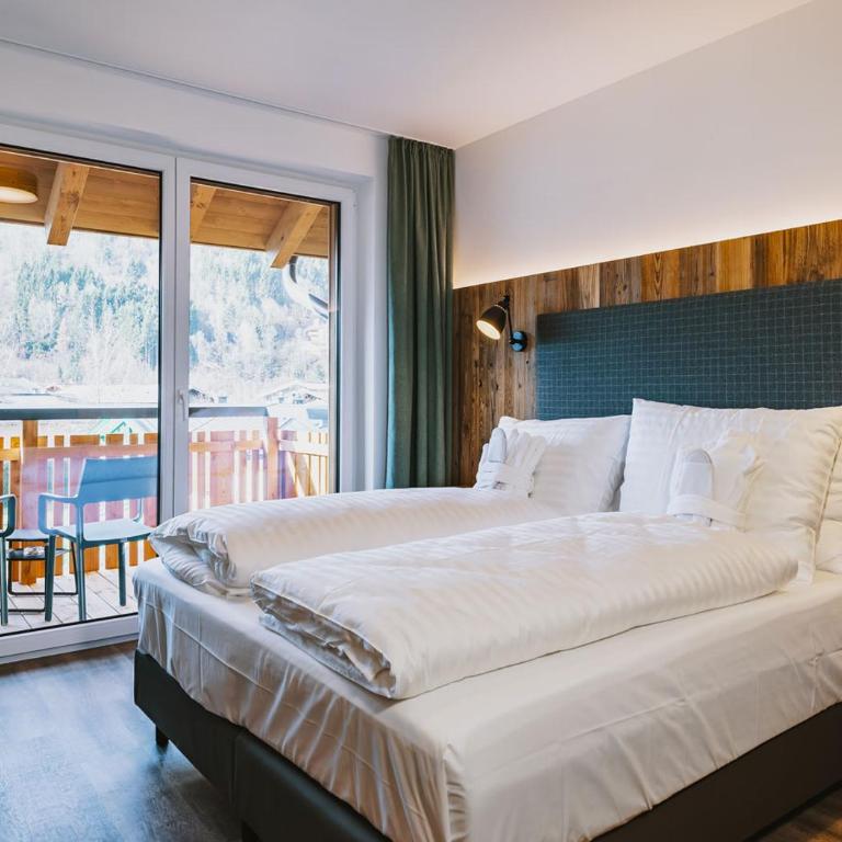 Elements Resort Zell am See - Superior Doppelzimmer - 1