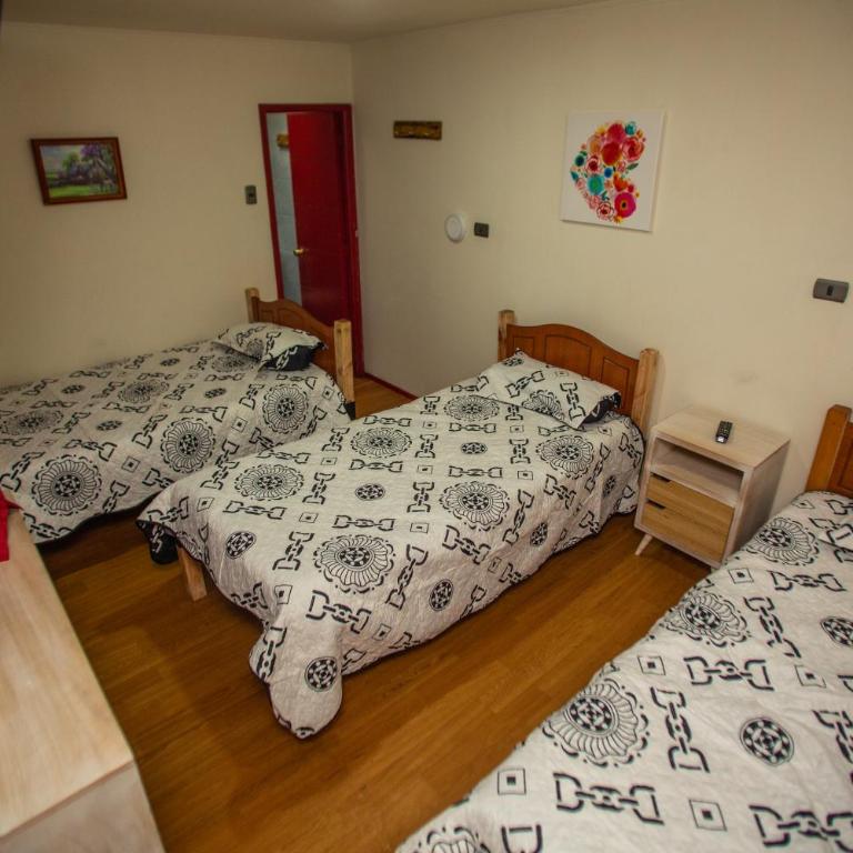 Residencial la Cabaña - Triple Room with Private Bathroom - 4
