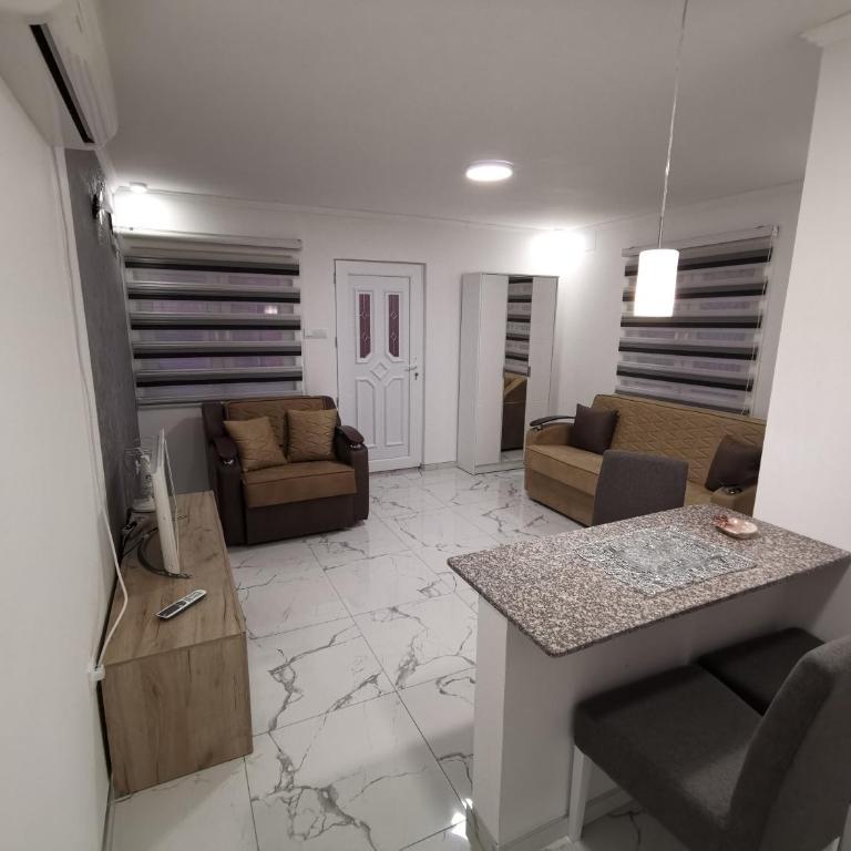 Studio Aleks 2 - Apartman sa 1 Spavaćom Sobom - 6