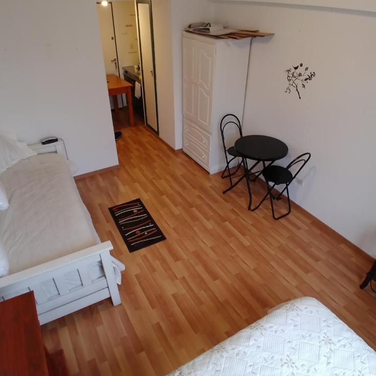 Departamento luminoso en el centro de Buenos Aires - One-Bedroom Apartment - 17