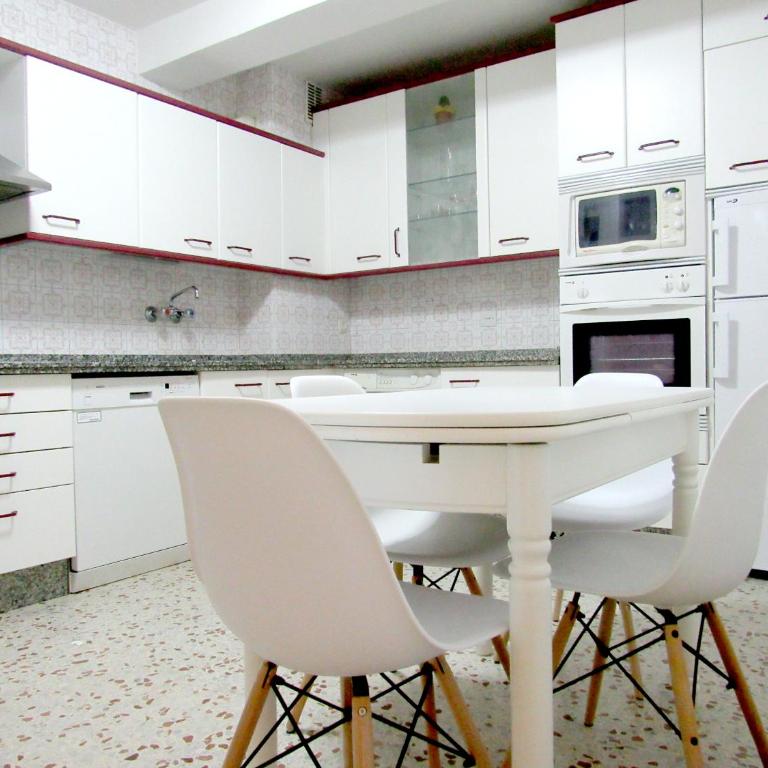 www Parques de la Catedral travel com Parking privado Gratis - Apartamento con terraza - 9