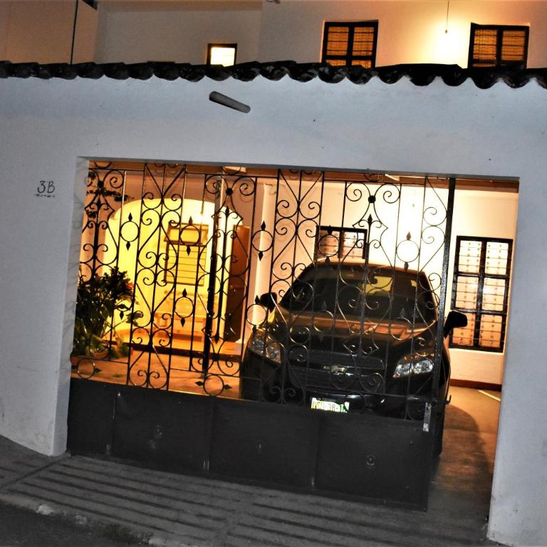 La casita, ubicada en el centro - Four-Bedroom House - 50