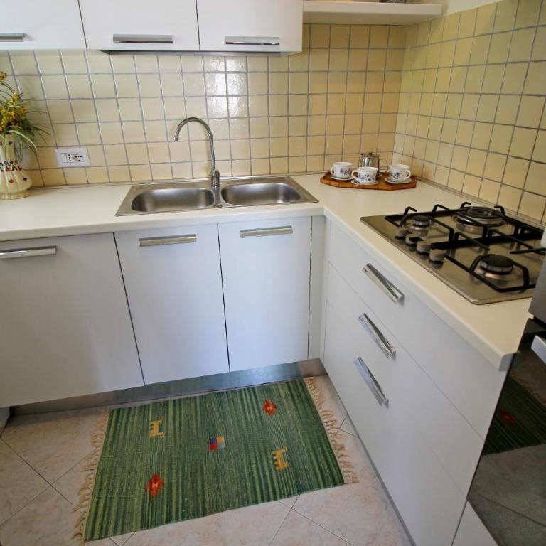 Villa Caterina a pochi passi dalla spiaggia con 3 Camere e Giardino Privato - Casa con 3 Camere da Letto - 20