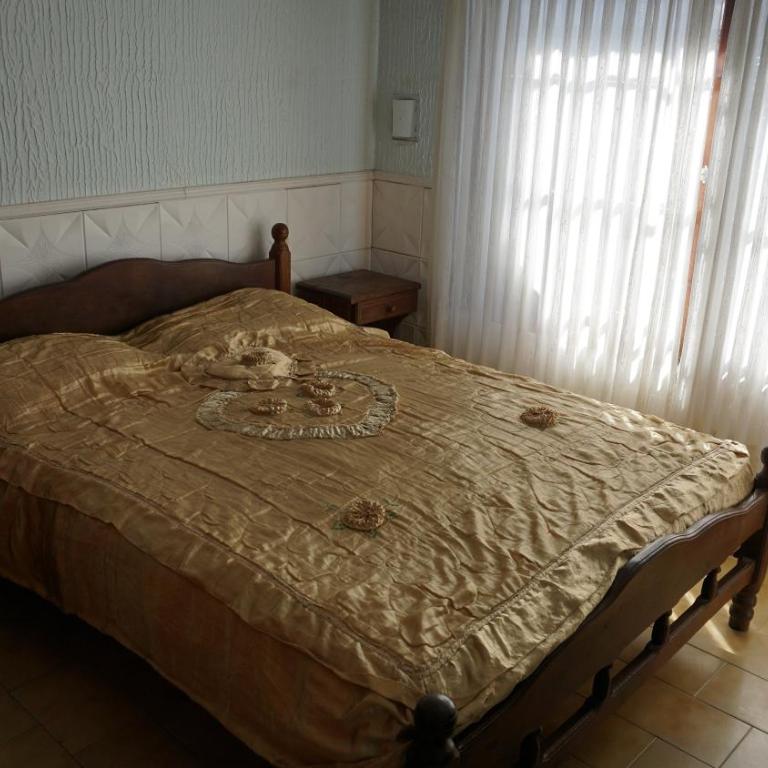 casa emilia - Two-Bedroom House - 2