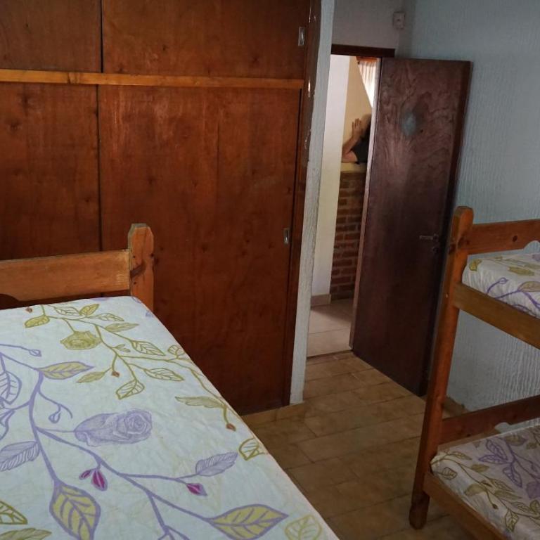 casa emilia - Two-Bedroom House - 1