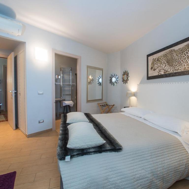 Residenza Ca' degli Enzi - Camera Matrimoniale Economy con Vista Città - 6
