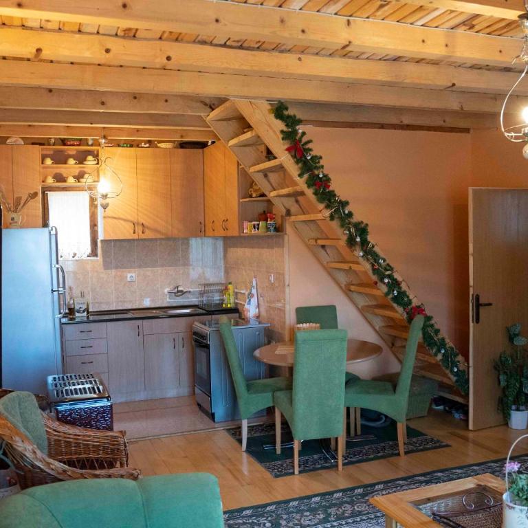 Apartment Luka-Lena - Deluxe Family Suite - 1