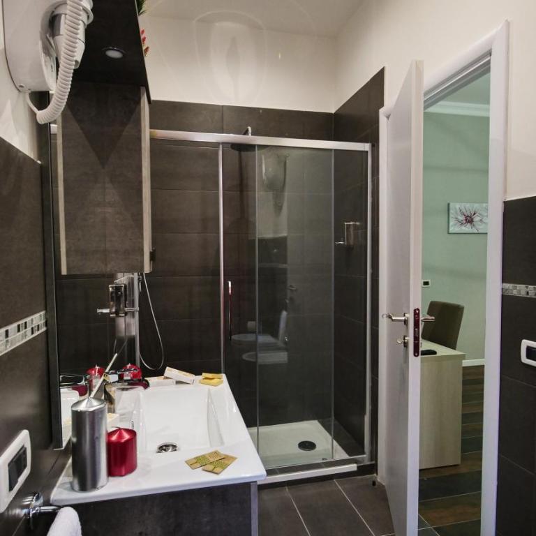 Home Suites Giolitti - Camera King Deluxe - 1