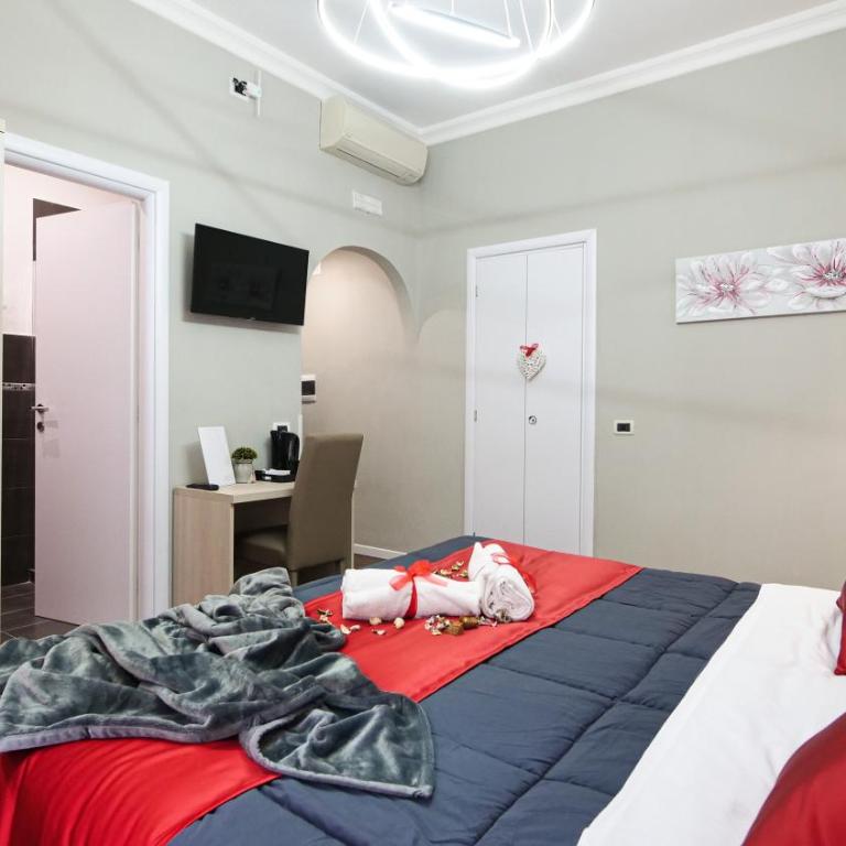 Home Suites Giolitti - Camera King Deluxe - 16