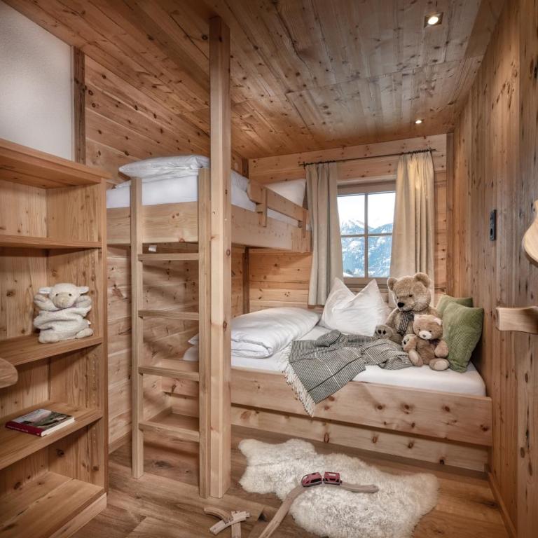 Herzwies - Three-Bedroom Apartment - 4