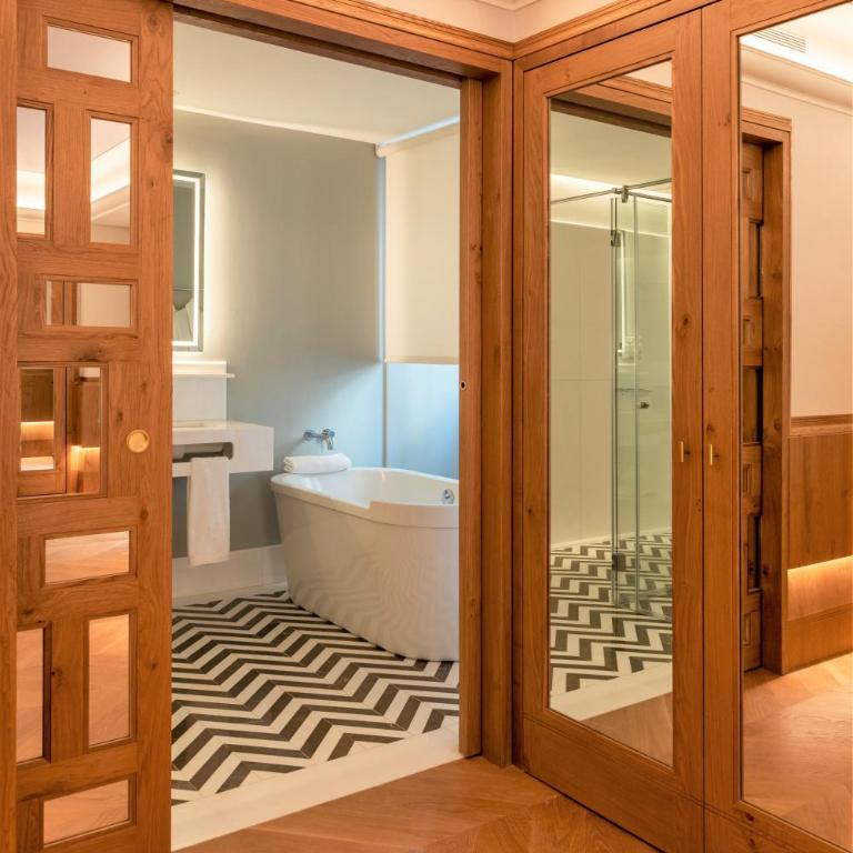 Palacio Solecio, a Small Luxury Hotel of the World - Suite Junior Palacio - 2