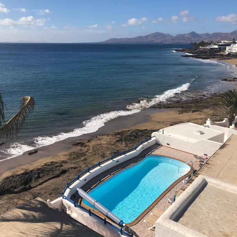 Villa Caleton - Villa - Beach Front - 5