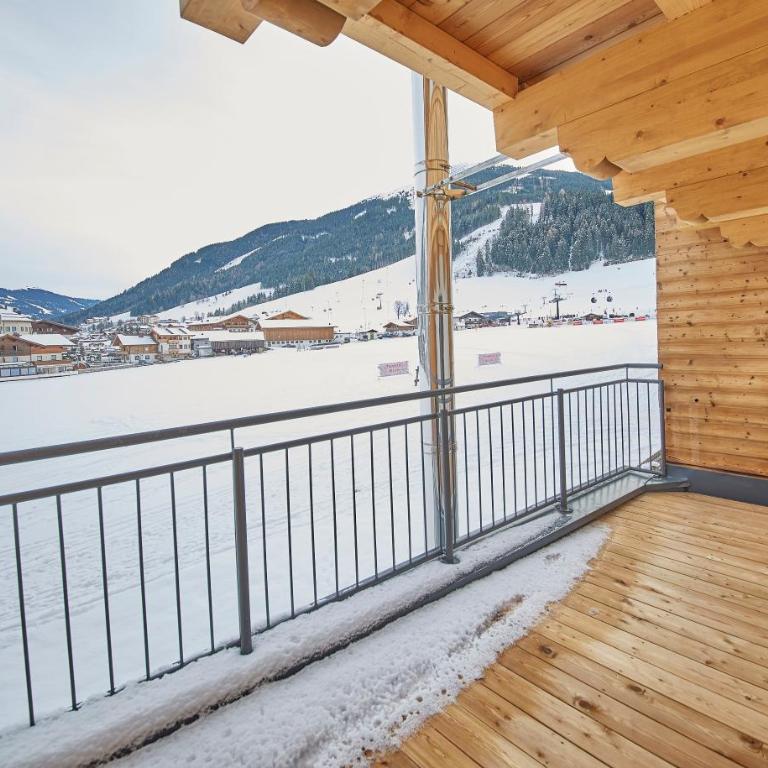 Hotel Hubertushof - Doppelzimmer mit Balkon (2 Erwachsene + 1 Kind) - 3