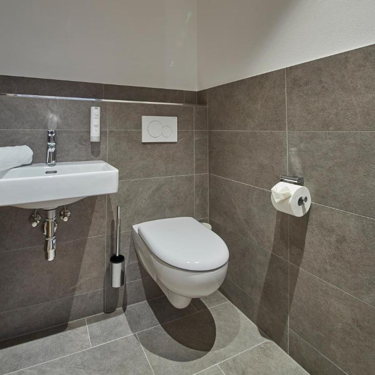 Hotel Hubertushof - Suite mit 2 Schlafzimmern - 3
