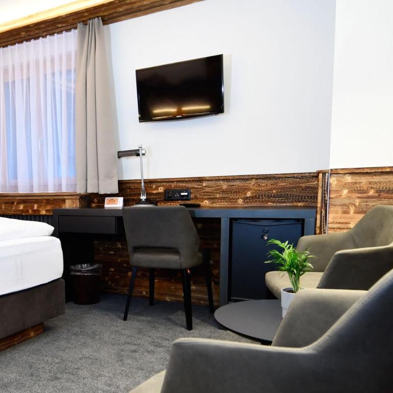 Hotel Elite - Deluxe Doppelzimmer - 3