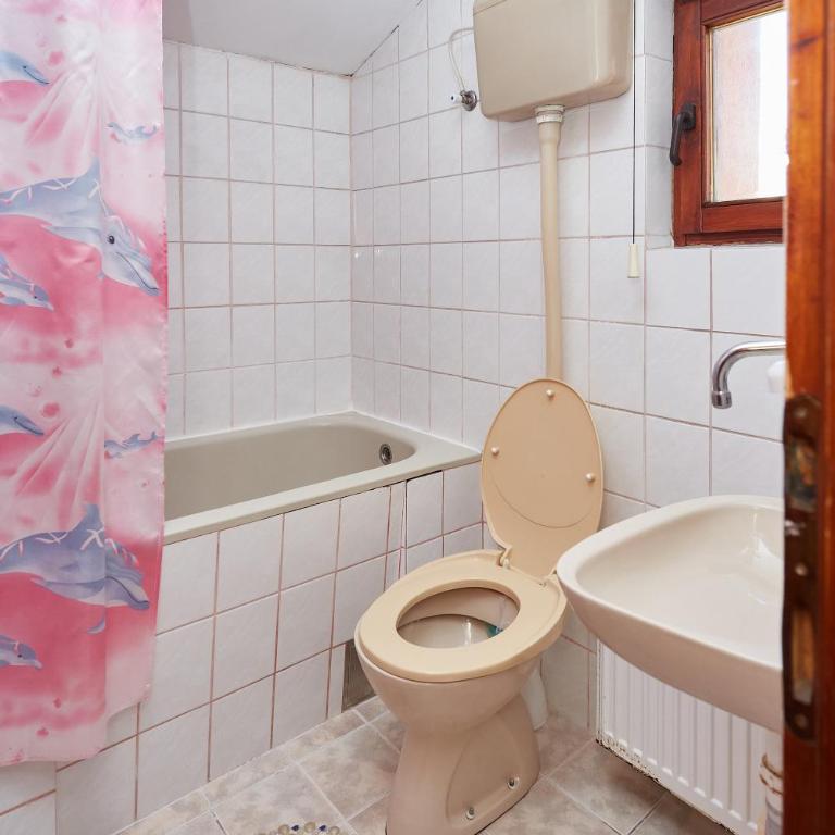 Apartmani Stojadinović - Dvokrevetna Soba sa Bračnim Krevetom - 1