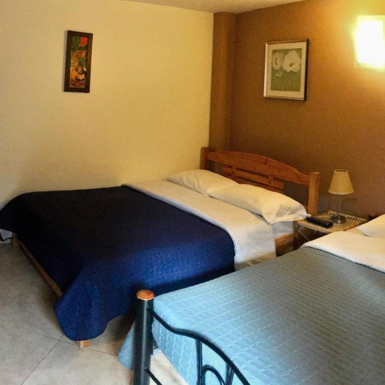 Hostal La Candelaria - Habitación Doble Estándar - 2 camas - 4