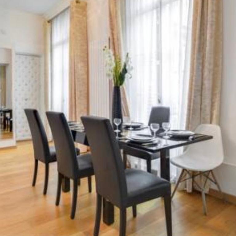 21a Maréchal FOCH Avenue Paris CHAMPS-ELYSÉES - Two-Bedroom Apartment - 11